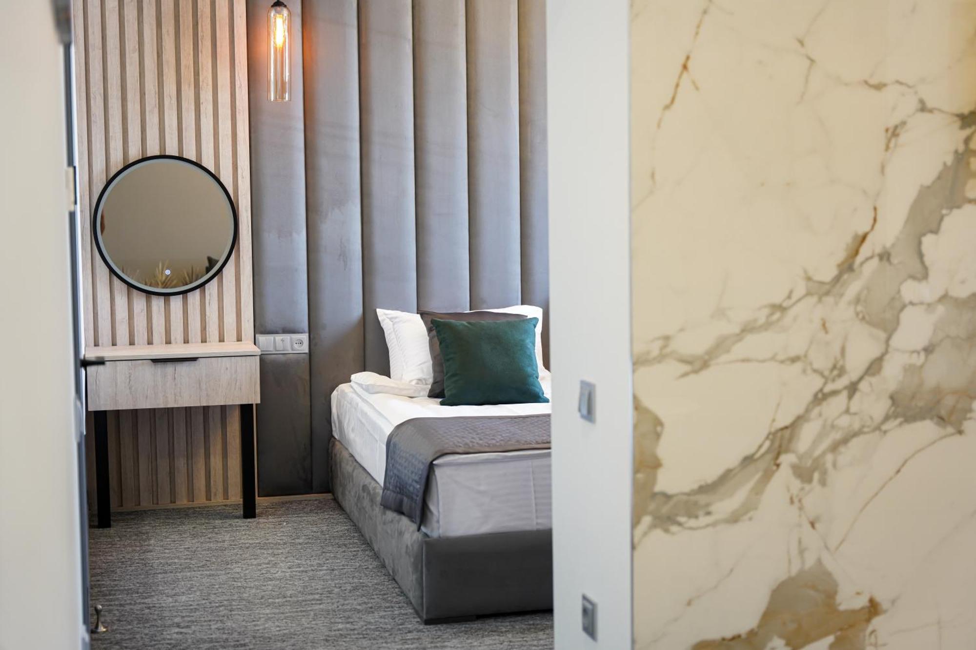 Dynasty Hotel & Spa Erywań Zewnętrze zdjęcie