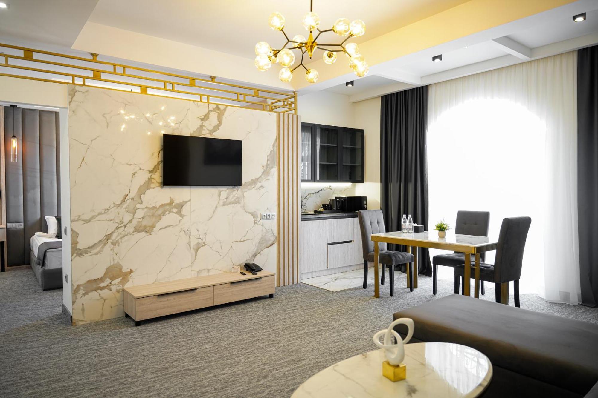 Dynasty Hotel & Spa Erywań Zewnętrze zdjęcie